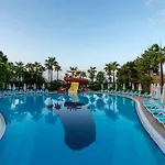 酒店 Palmeras Ultra Konaklı
