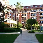Palmeras Ultra 5* Konaklı