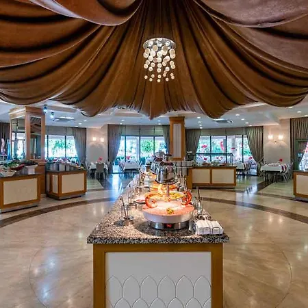 Hotel Palmeras Ultra Konaklı