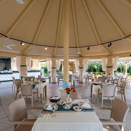 Hotel Palmeras Ultra 5*