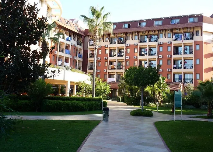 Palmeras Ultra 5* Konaklı