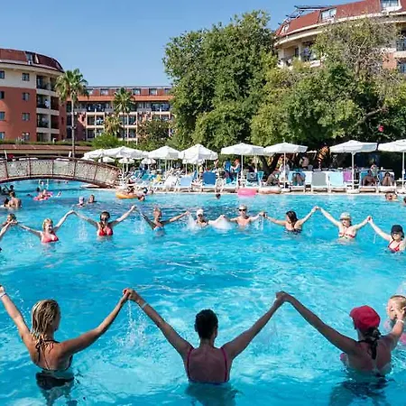 Palmeras Ultra Szálloda