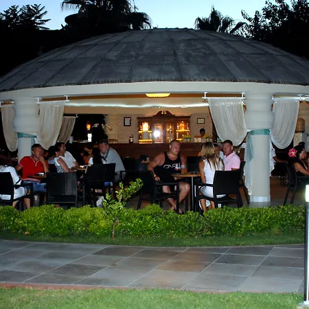 Palmeras Ultra Szálloda