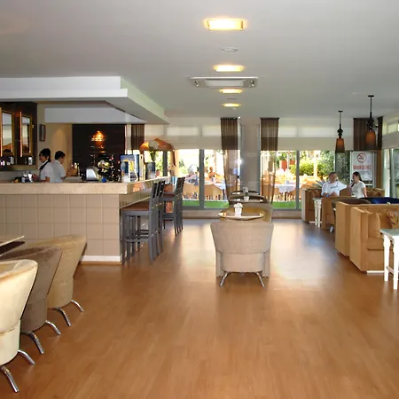 Palmeras Ultra 5* Konaklı