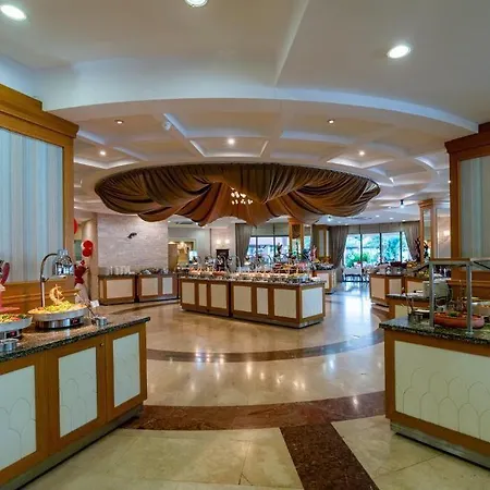 Palmeras Ultra 5* Konaklı